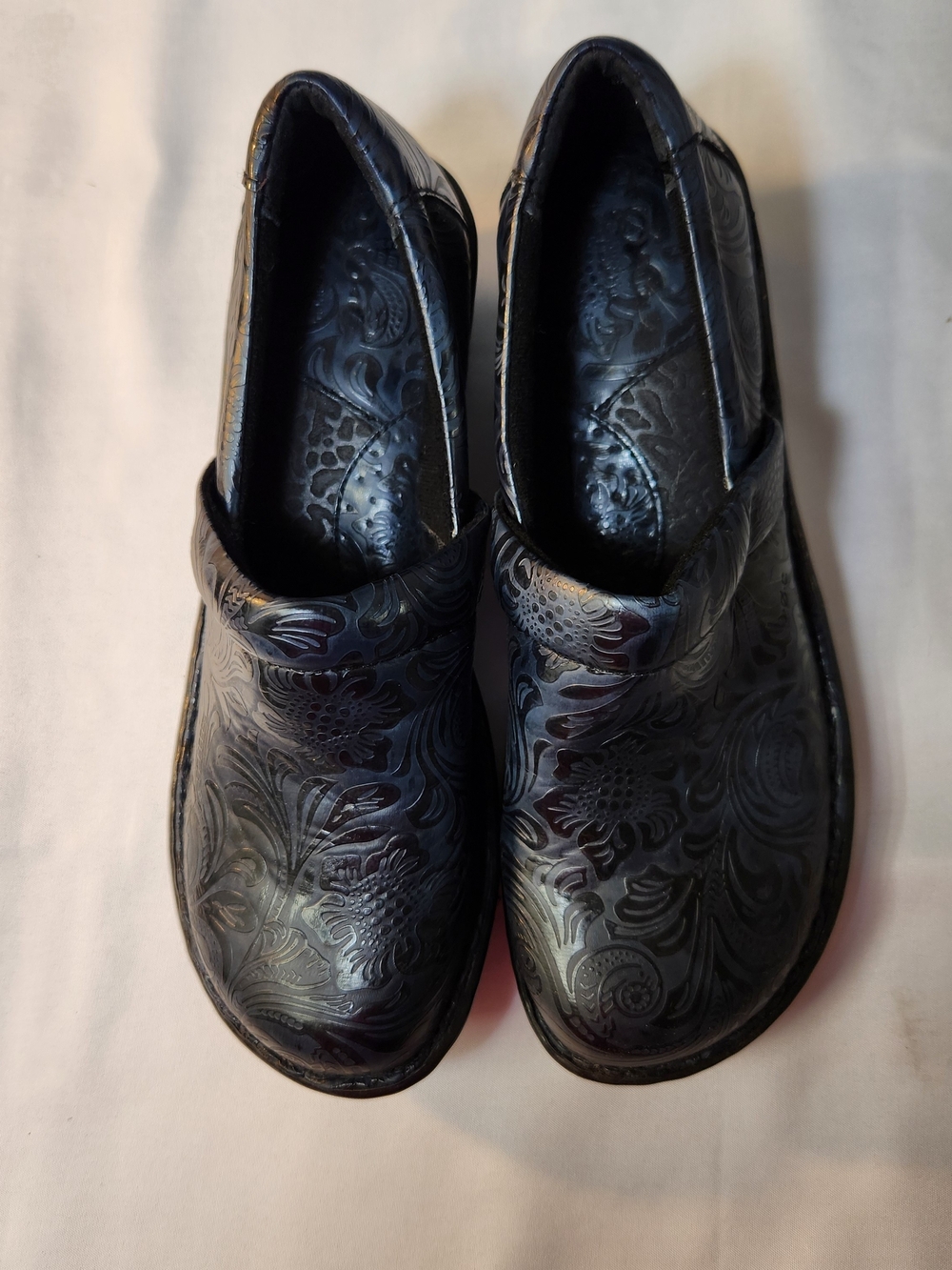 ⭐️b.o.c. Peggy Tooled Clogs 7.5 Blue Floral Embossed Comfort Platform Mules